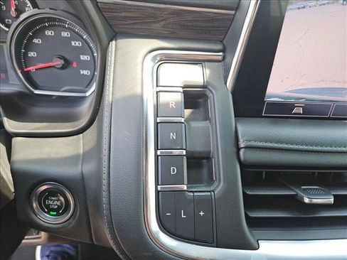 Used 2021 Chevrolet Tahoe Z71 AWD/4WD image 18