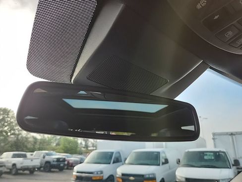 Used 2018 Ford Expedition Max Limited w/ Equipment Group 302A AWD/4WD image 18