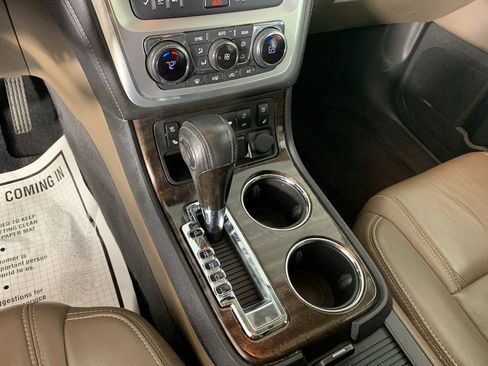 Used 2017 GMC Acadia Limited SLT AWD/4WD image 24