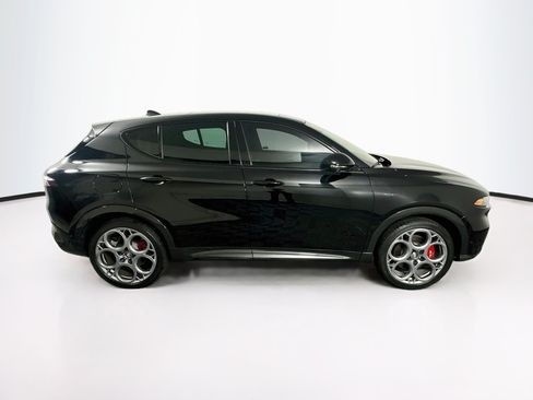 Used 2024 Alfa Romeo Tonale Veloce AWD/4WD image 10