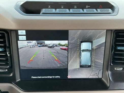 Used 2023 Ford Bronco Wildtrak AWD/4WD image 23