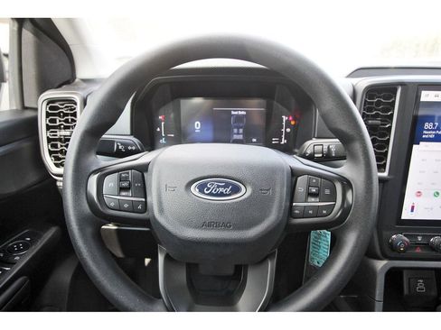 Used 2024 Ford Ranger XL w/ Trailer Tow Package image 16