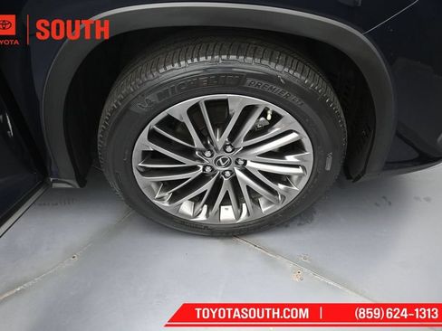 Used 2022 Lexus RX 350 AWD w/ Luxury Package image 37