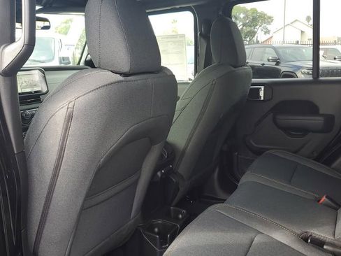 New 2026 Jeep Gladiator Sport image 14