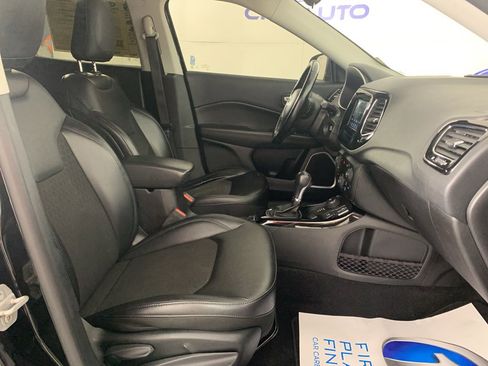 Used 2020 Jeep Compass Latitude image 40