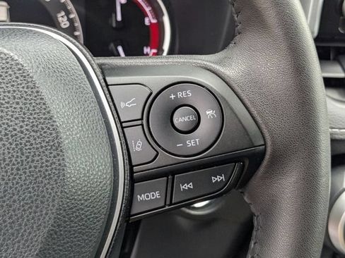 Used 2023 Toyota RAV4 XLE Premium FWD image 21