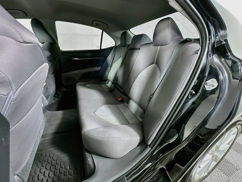 Used 2021 Toyota Camry LE FWD image 23