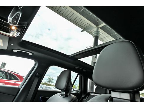New 2026 Mercedes-Benz GLC 300 4MATIC image 8