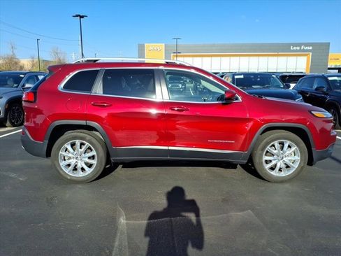 Used 2017 Jeep Cherokee Limited w/ Trailer Tow Group image 28