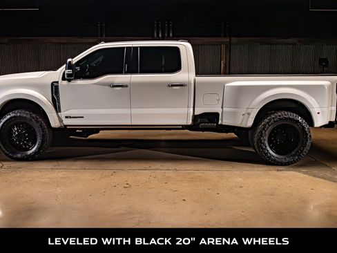 Used 2023 Ford F450 Lariat w/ Lariat Ultimate Package AWD/4WD image 5