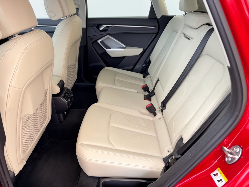 Used 2025 Audi Q3 2.0T Premium AWD/4WD image 25