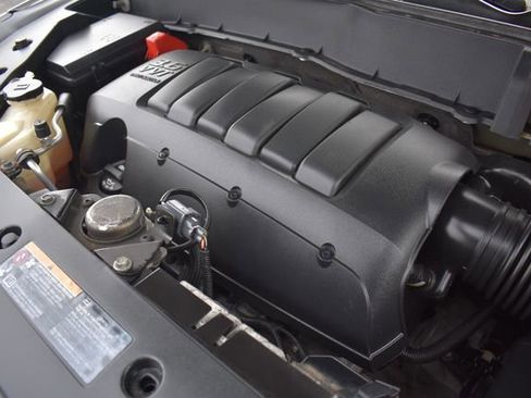 Used 2014 Chevrolet Traverse LT w/ All-Star Edition image 32