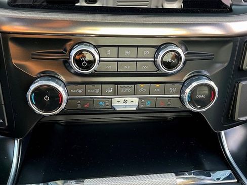 Used 2023 Ford F150 Raptor image 16