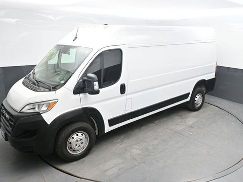 Used 2023 RAM ProMaster 2500 FWD image 24