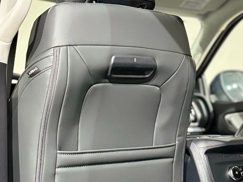 New 2026 Ford Expedition Active image 63