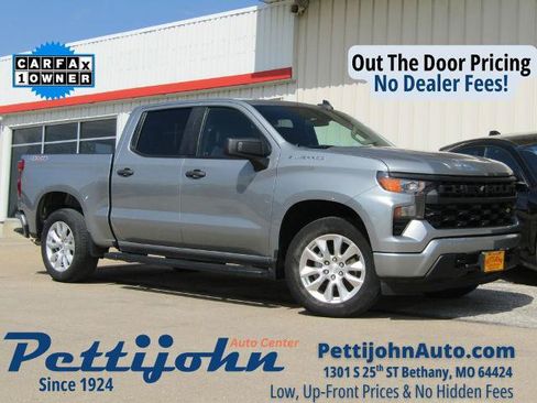 Used 2024 Chevrolet Silverado 1500 Custom AWD/4WD image 1