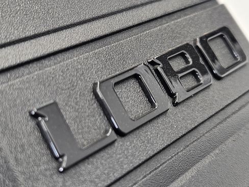 Used 2025 Ford Maverick Lobo AWD/4WD image 12