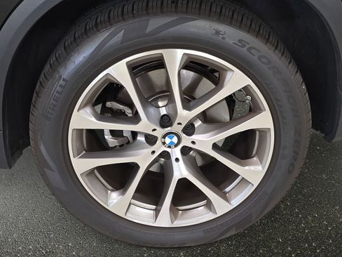 Used 2025 BMW X5 xDrive40i image 32