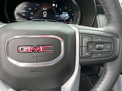 Used 2022 GMC Yukon SLT w/ SLT Premium Package image 27