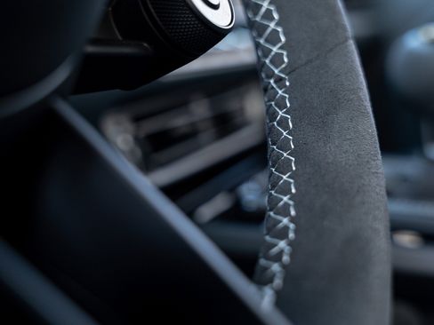 Used 2022 Porsche 911 GT3 image 21