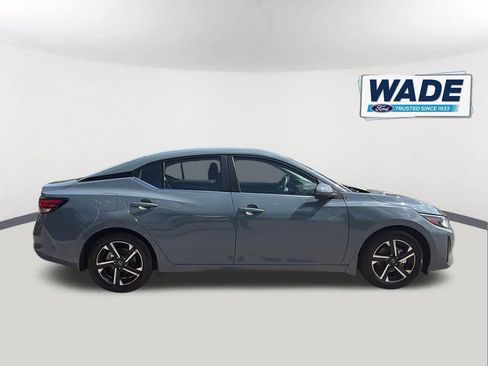 Used 2024 Nissan Sentra SV FWD image 4