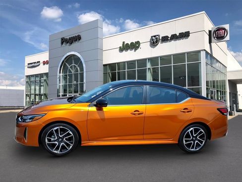 Used 2024 Nissan Sentra SR FWD image 6