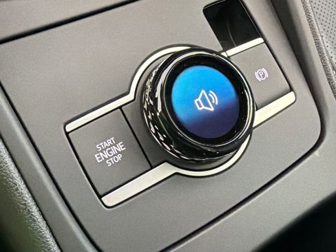 New 2026 Volkswagen Tiguan SE R-Line FWD image 18