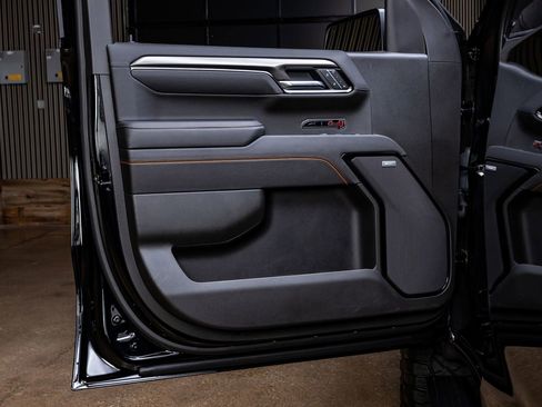 Used 2026 GMC Sierra 1500 AT4 w/ Technology Package image 36