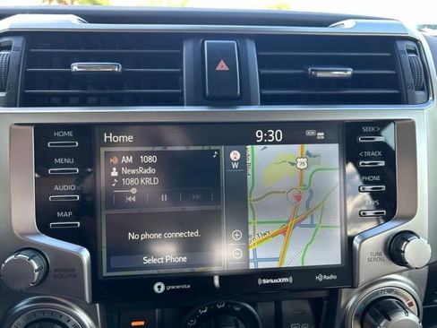 Used 2024 Toyota 4Runner SR5 Premium w/ Moonroof Package RWD image 16