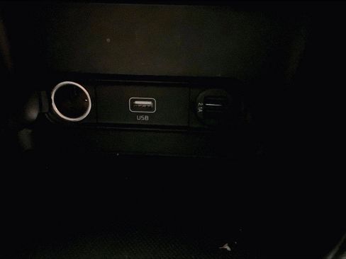 Used 2021 Kia Sportage LX image 31