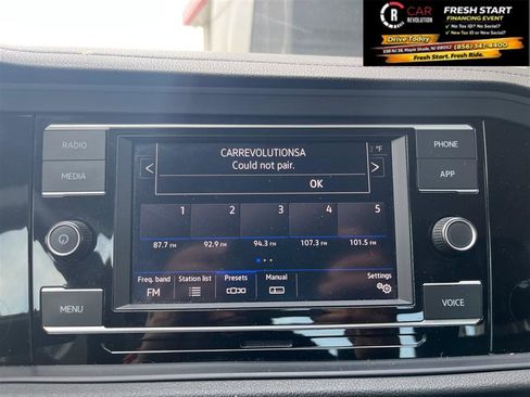 Used 2024 Volkswagen Jetta SE image 13