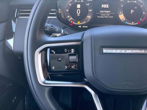 Used 2024 Land Rover Range Rover Sport SE image 23