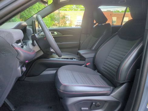 Used 2025 Ford Explorer ST-Line w/ Premium Package AWD/4WD image 23