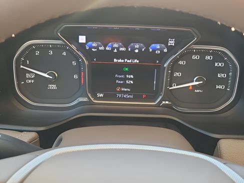 Used 2021 GMC Yukon XL Denali w/ Denali Premium Package image 23