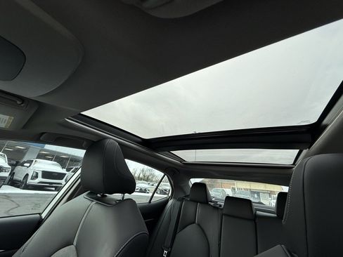 Used 2021 Toyota Camry XSE w/ Blackout Package (TMS) image 20