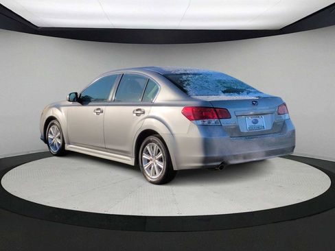 Used 2011 Subaru Legacy 2.5i Premium image 6