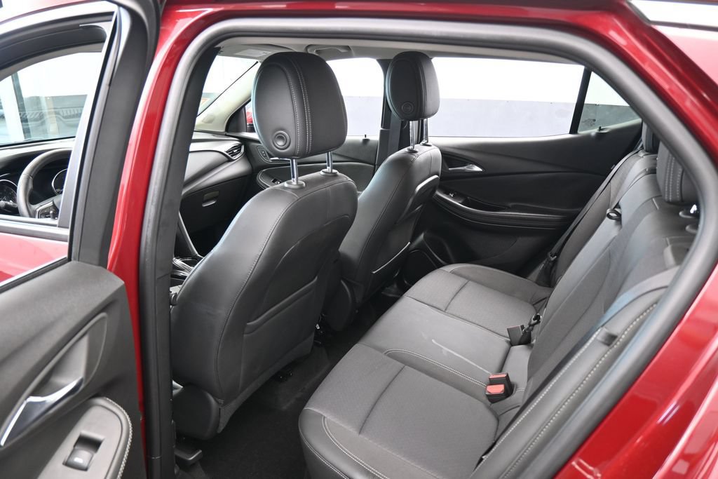 Used 2023 Buick Encore GX Select w/ Sport Touring Package FWD image 37