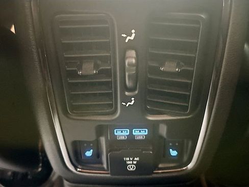 Used 2019 Jeep Grand Cherokee Summit image 28