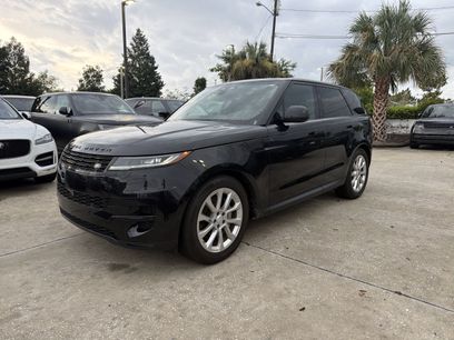 Used 2025 Land Rover Range Rover Sport SE
