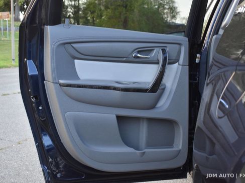 Used 2017 GMC Acadia Limited SLT image 11