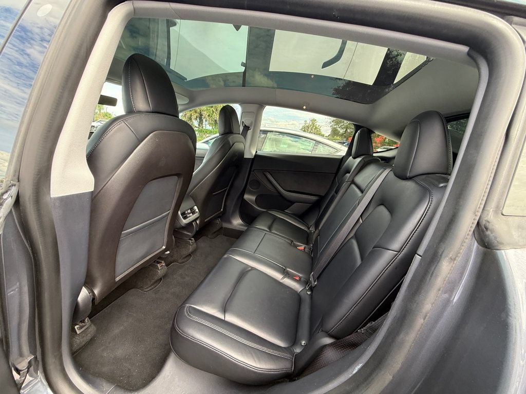 Used 2020 Tesla Model Y Performance AWD/4WD image 18