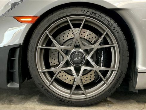 Used 2025 Porsche 718 Cayman GT4 RS image 12