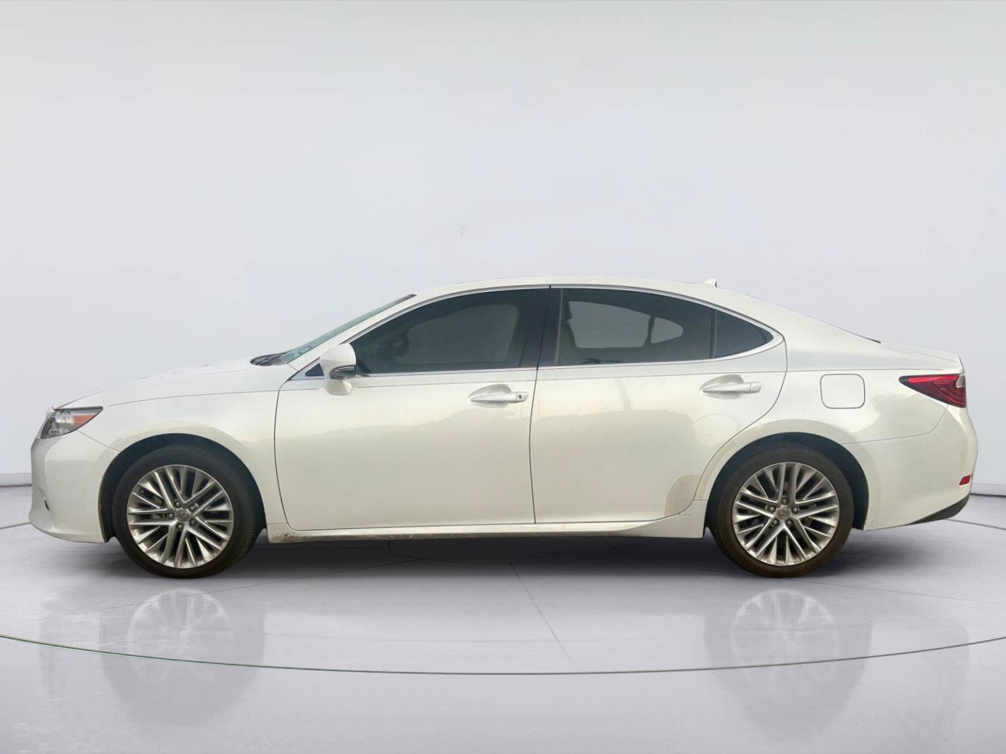 Used 2013 Lexus ES 350 w/ Luxury Pkg FWD image 4