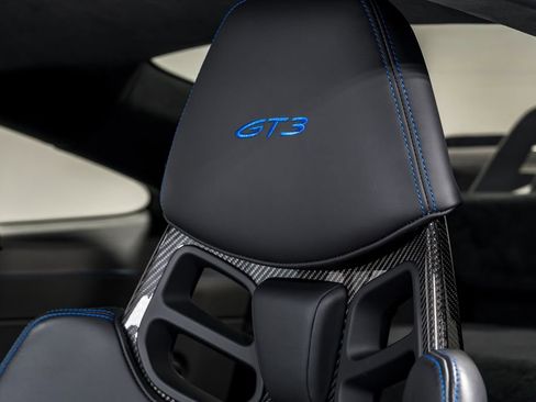 Used 2022 Porsche 911 GT3 image 19