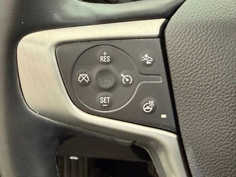 Used 2023 GMC Terrain SLT image 29