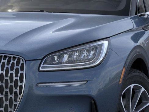 New 2025 Lincoln Corsair AWD w/ Equipment Group 101A image 18