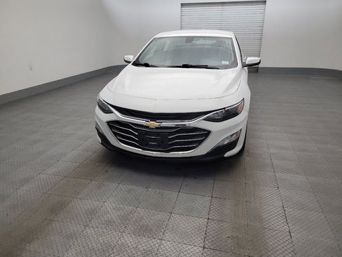 Used 2022 Chevrolet Malibu LT FWD image 15