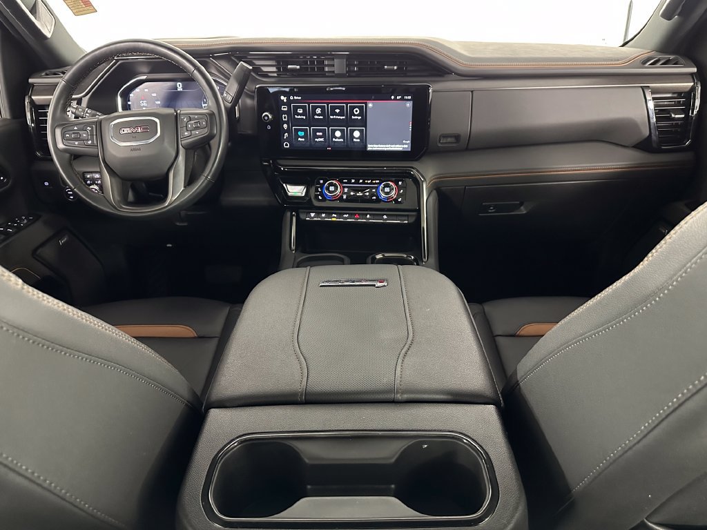 Used 2025 GMC Sierra 2500 AT4 w/ AT4 Premium Plus Package AWD/4WD image 10
