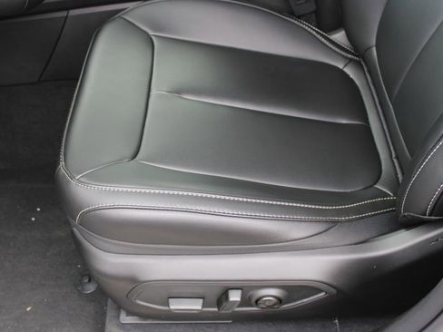 New 2026 Jeep Grand Cherokee Limited w/ Limited Altitude Package image 17