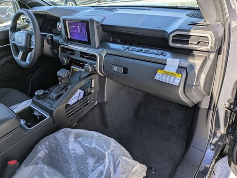 New 2026 Toyota Tacoma TRD Off-Road AWD/4WD image 24